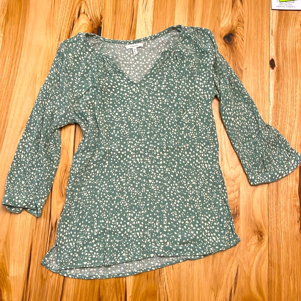 green boho top